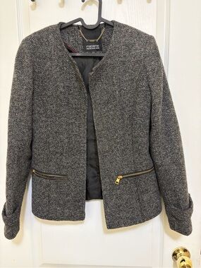 Grey Tweed Short Coat for Women with Zippered Pockets | Size Large
